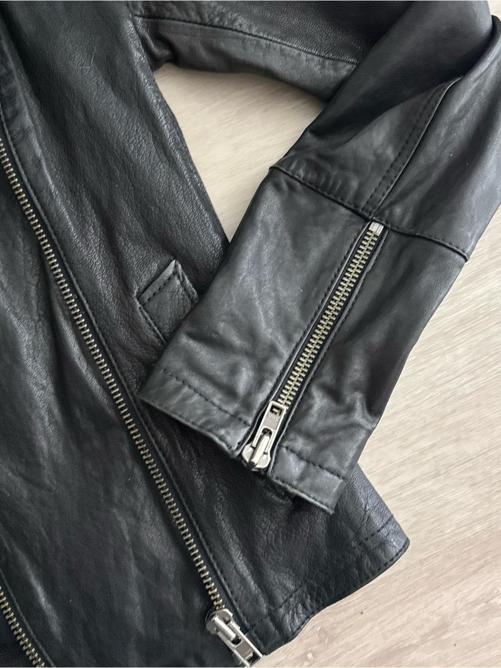 All Saints Vintage Black Leather Asymmetric Zip Jacket - Picture 4 of 16